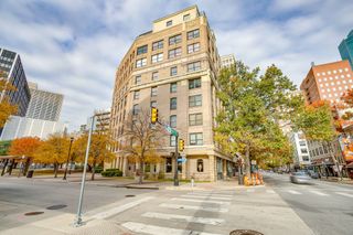 910 Houston Street 301, Fort Worth, TX 76102