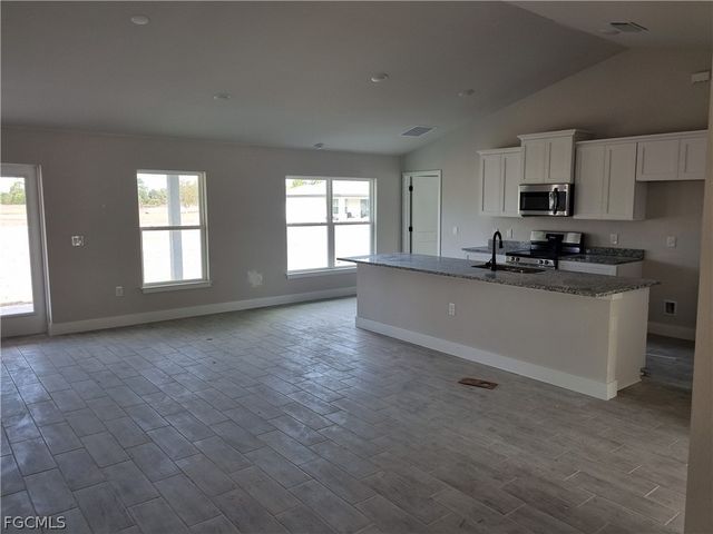 4354 NW 34th AVE, Cape Coral, FL 33993