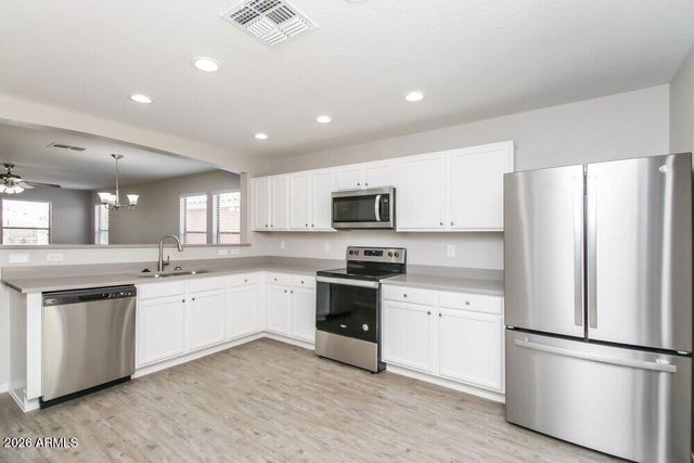 2879 W Five Mile Peak Road, San Tan Valley, AZ 85144