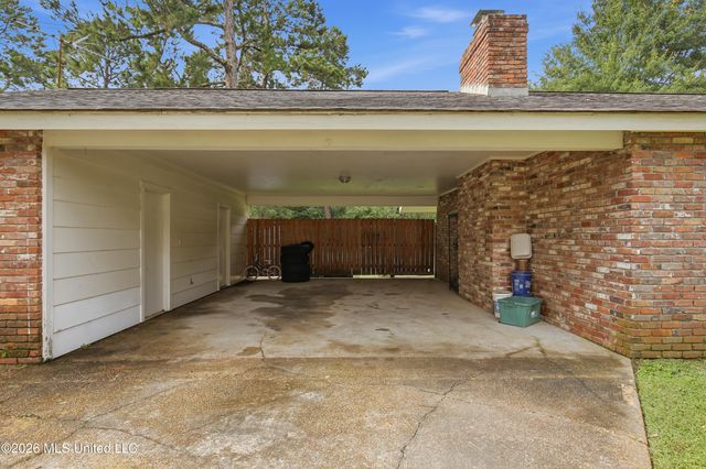 215 Sheryl Drive, Madison, MS 39110