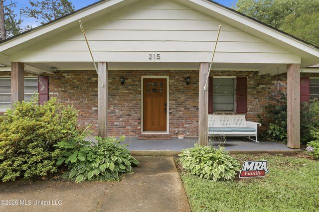 215 Sheryl Drive, Madison, MS 39110