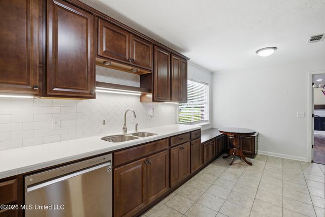215 Sheryl Drive, Madison, MS 39110