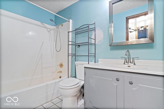1010 Porto Bello Street, Pendleton, IN 46064