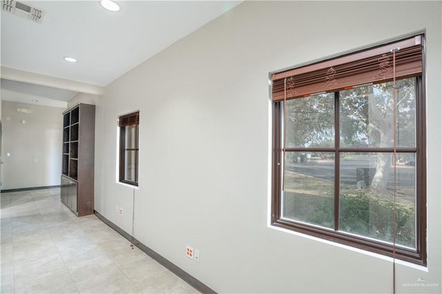 6316 N 10th Street F, Mcallen, TX 78504