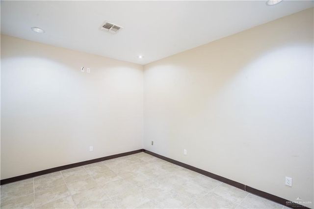 6316 N 10th Street F, Mcallen, TX 78504