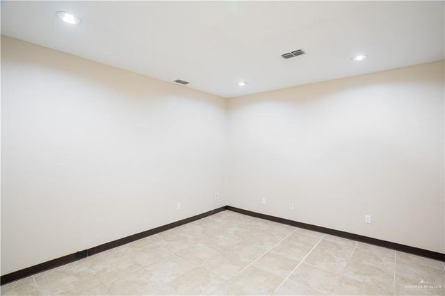 6316 N 10th Street F, Mcallen, TX 78504