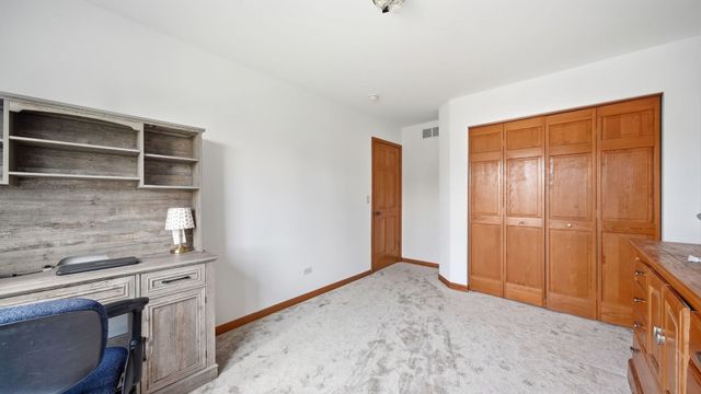 7505 Kenicott Lane, Plainfield, IL 60586