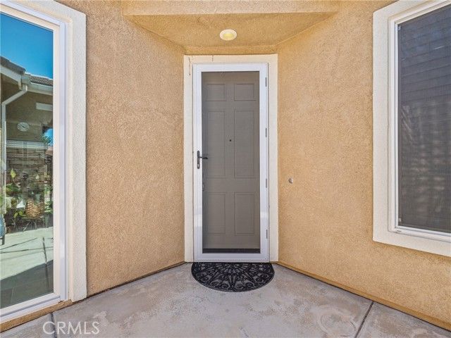 10803 Katepwa Street, Apple Valley, CA 92308