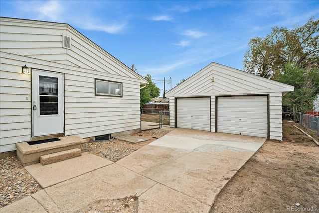 822 S 1st Avenue, Brighton, CO 80601