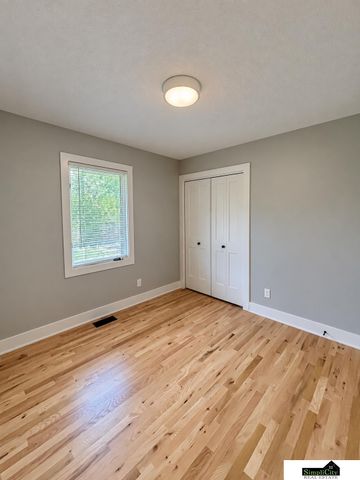 6922 S 53rd Court, Lincoln, NE 68516