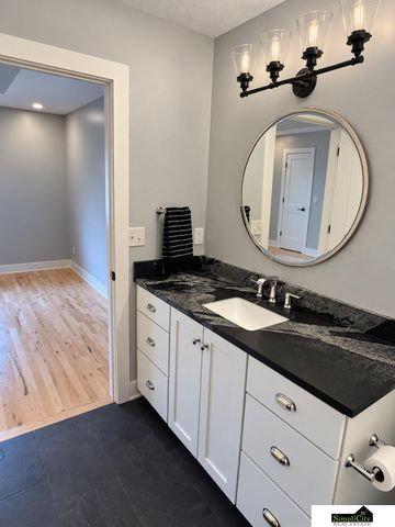 6922 S 53rd Court, Lincoln, NE 68516