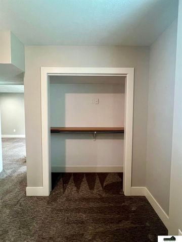 6922 S 53rd Court, Lincoln, NE 68516