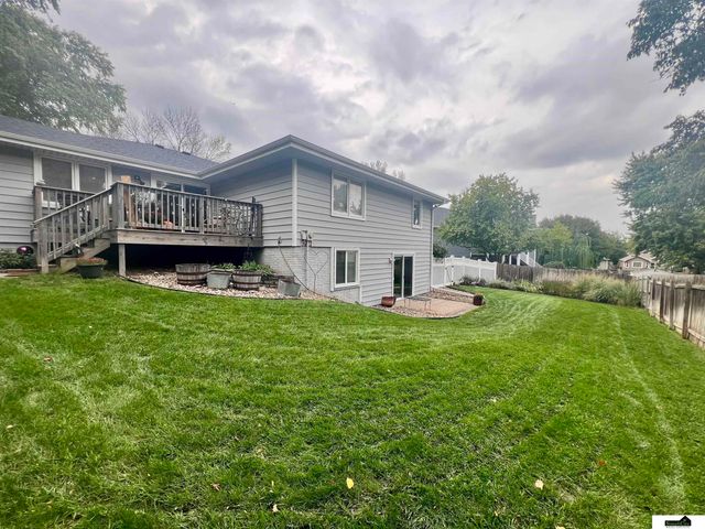 6922 S 53rd Court, Lincoln, NE 68516