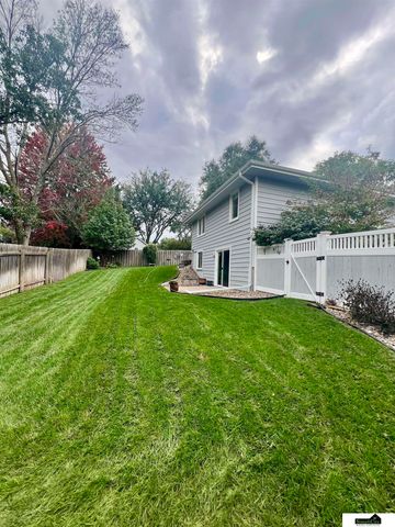 6922 S 53rd Court, Lincoln, NE 68516