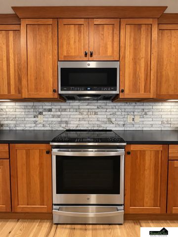 6922 S 53rd Court, Lincoln, NE 68516