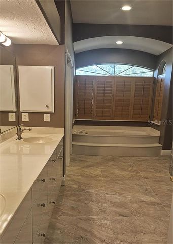 8333 EAGLE LAKE DRIVE, Sarasota, FL 34241