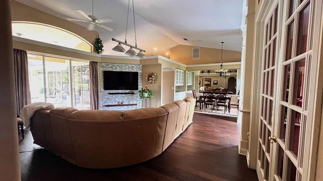8333 EAGLE LAKE DRIVE, Sarasota, FL 34241