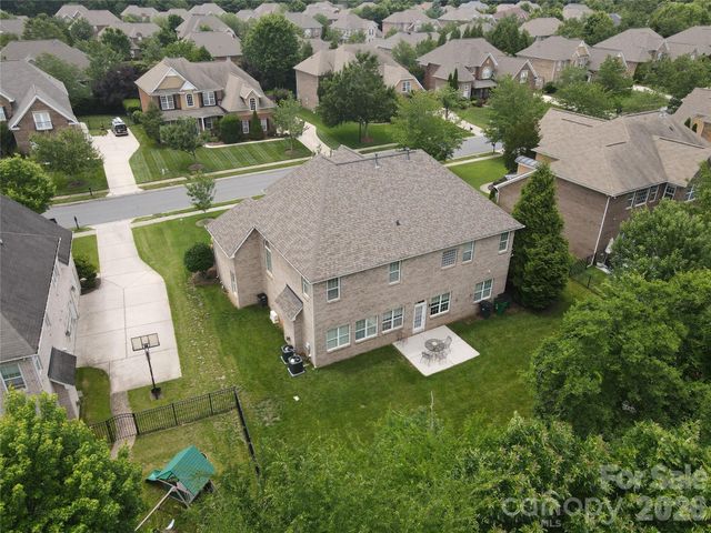 6507 Springs Mill Road, Charlotte, NC 28277