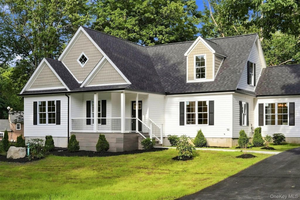 34 Innis Avenue, Newburgh, NY 12550 — photo 3