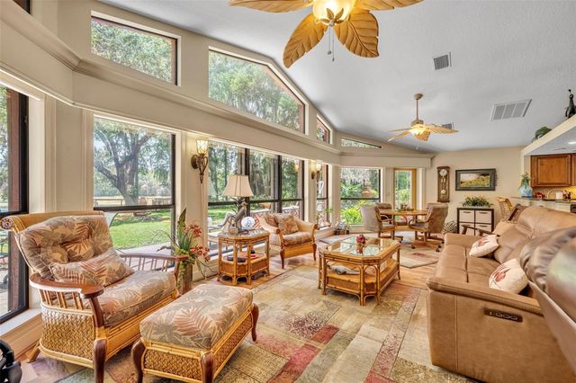 4885 CR 307, Lake Panasoffkee, FL 33538