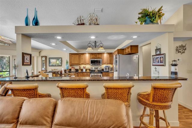 4885 CR 307, Lake Panasoffkee, FL 33538