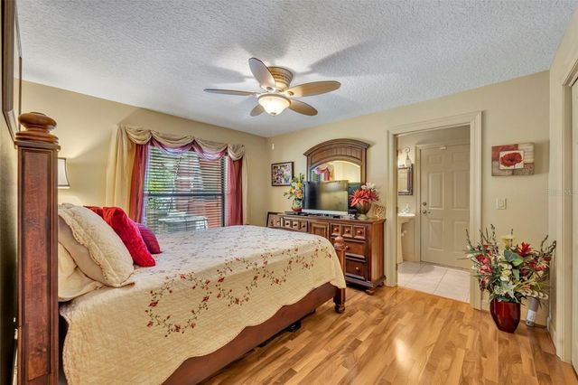 4885 CR 307, Lake Panasoffkee, FL 33538