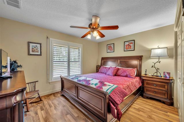4885 CR 307, Lake Panasoffkee, FL 33538