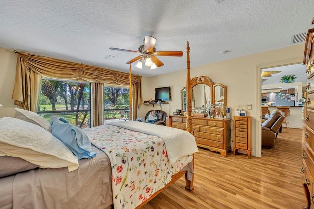 4885 CR 307, Lake Panasoffkee, FL 33538