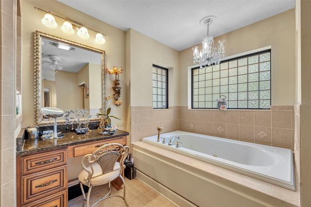 4885 CR 307, Lake Panasoffkee, FL 33538