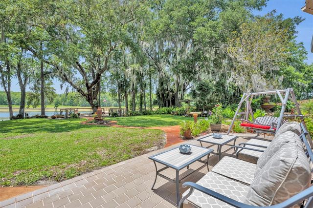 4885 CR 307, Lake Panasoffkee, FL 33538