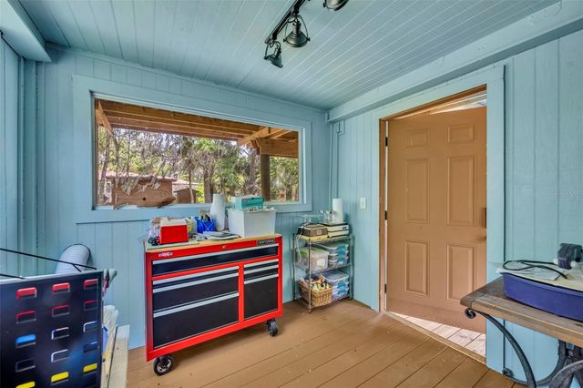 4885 CR 307, Lake Panasoffkee, FL 33538