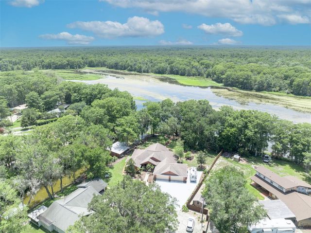 4885 CR 307, Lake Panasoffkee, FL 33538