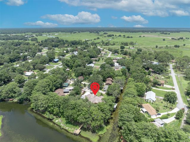 4885 CR 307, Lake Panasoffkee, FL 33538