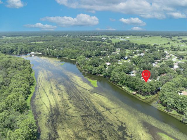 4885 CR 307, Lake Panasoffkee, FL 33538