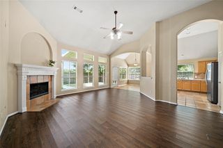 1102 Oxford Mills Lane, Sugar Land, TX 77479
