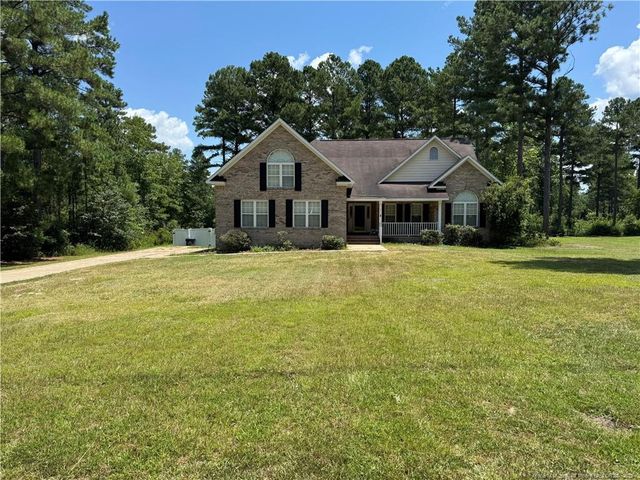912 Lewis Street, Raeford, NC 28376