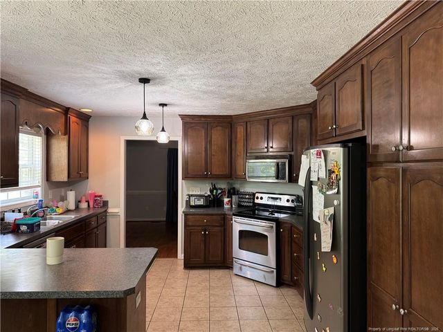 912 Lewis Street, Raeford, NC 28376