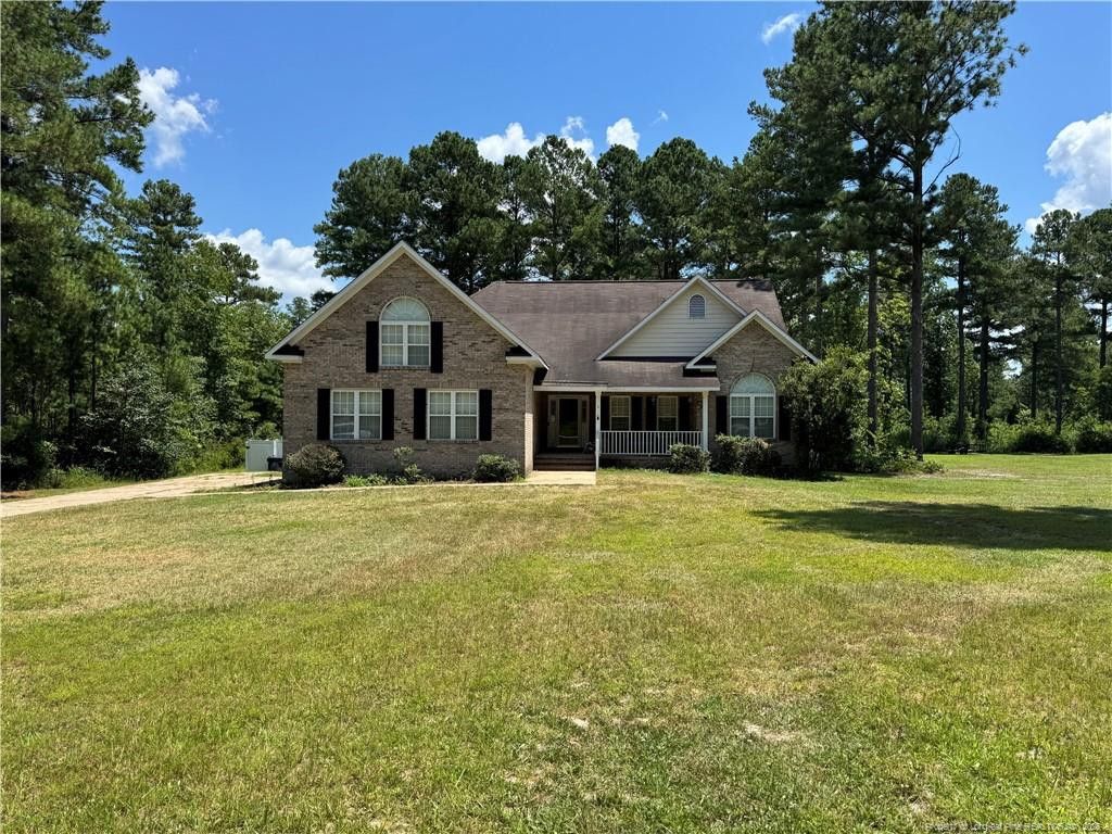912 Lewis Street, Raeford, NC 28376