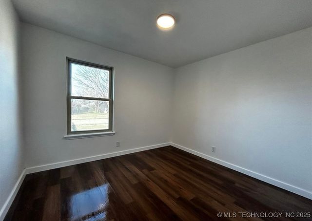 11207 S 1st Street, Jenks, OK 74037