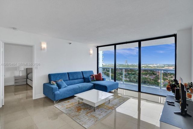 20515 E Country Club Drive 1641, Aventura, FL 33180