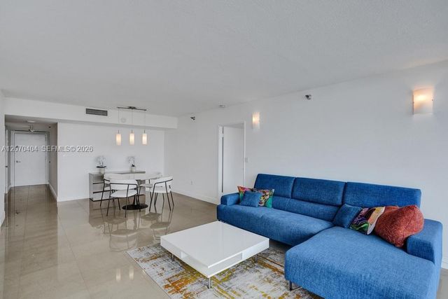 20515 E Country Club Drive 1641, Aventura, FL 33180