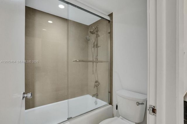 20515 E Country Club Drive 1641, Aventura, FL 33180