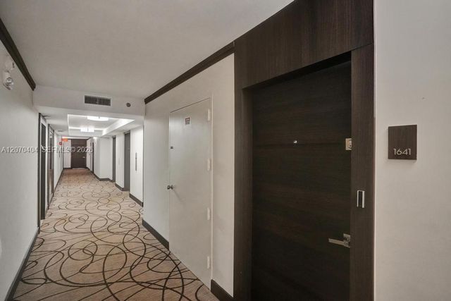 20515 E Country Club Drive 1641, Aventura, FL 33180