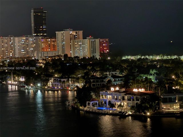 20515 E Country Club Drive 1641, Aventura, FL 33180