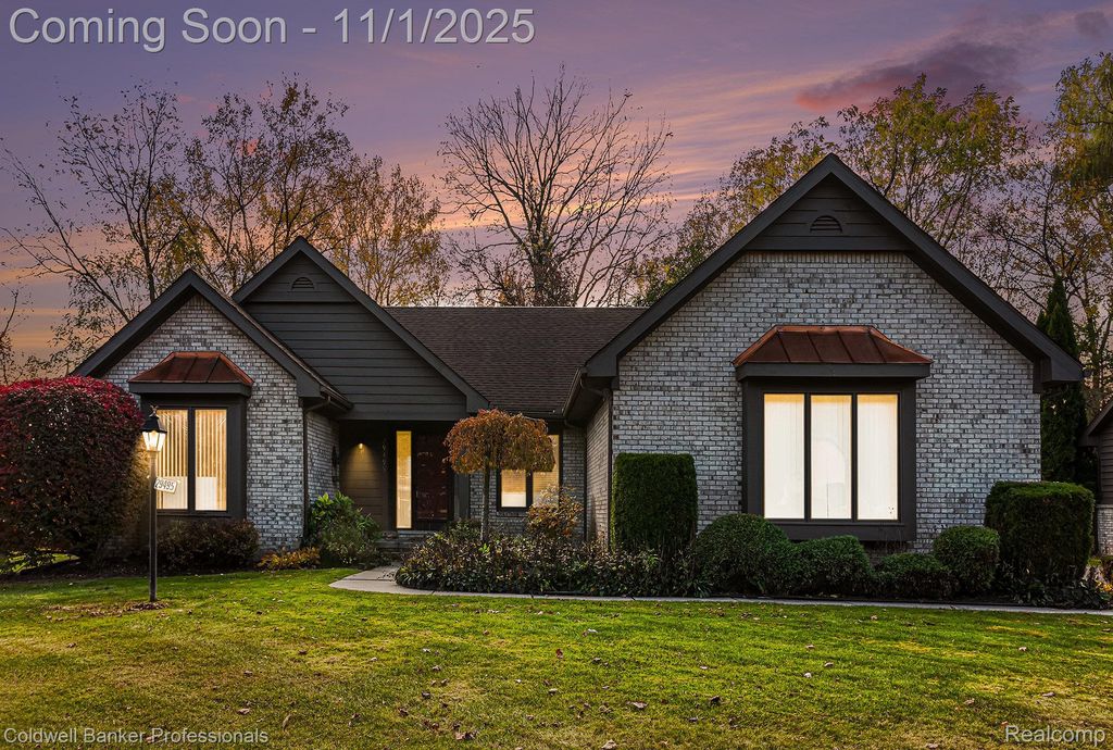 29495 Ashford Parkway, Farmington Hills, MI 48334