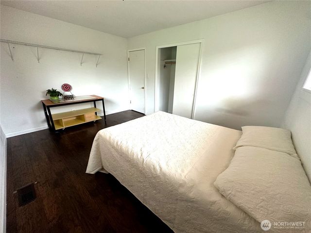 810 SW 356th Street, Federal Way, WA 98023