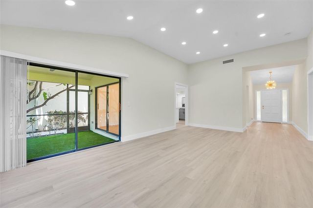 11457 Shady Oaks Lane, North Palm Beach, FL 33408