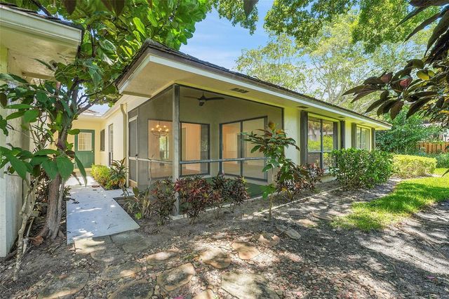 11457 Shady Oaks Lane, North Palm Beach, FL 33408