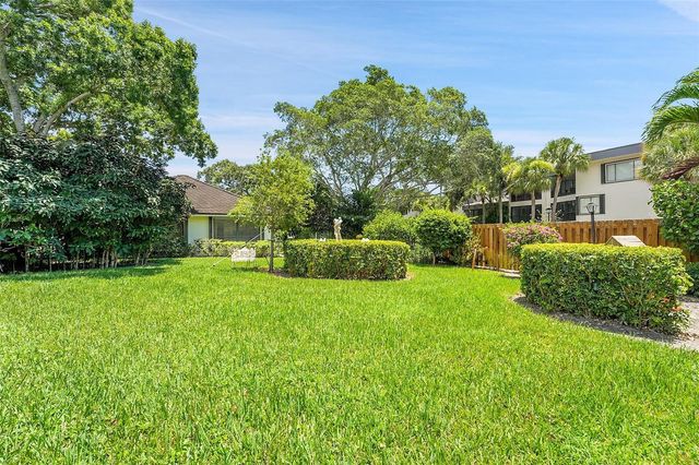 11457 Shady Oaks Lane, North Palm Beach, FL 33408
