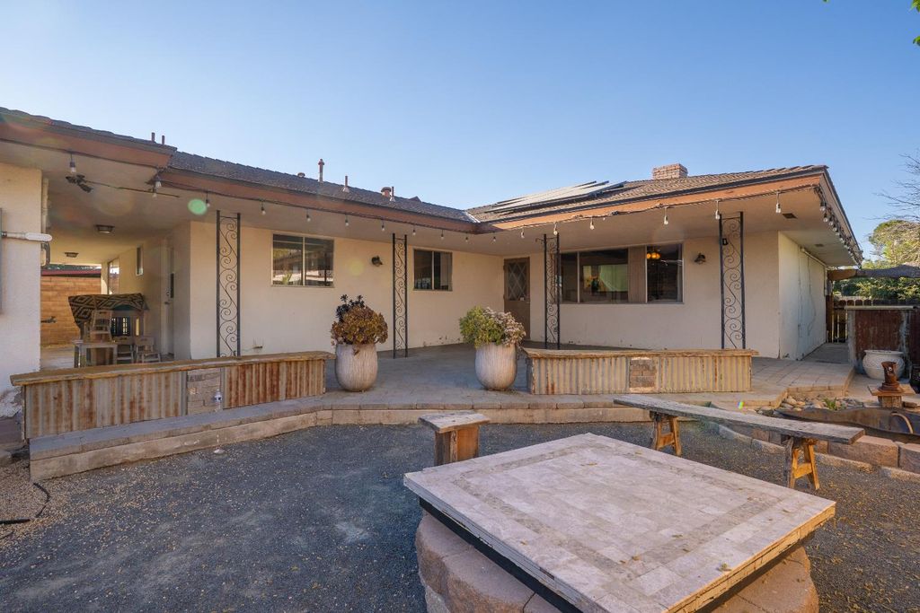 Image 15 of property listing at 435 Harvard Avenue, Coalinga, CA 93210